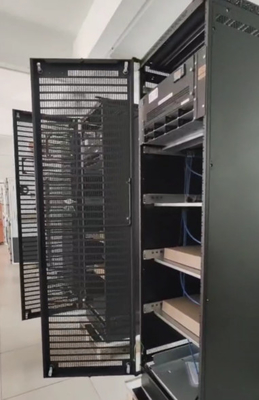 Eltek FPC Telecommunication - 48Vdc 24KW sistema di alimentazione a corrente continua con pannello Smartpack S e modulo 48V 3000W