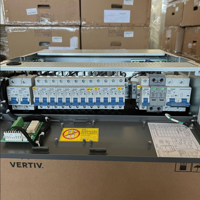 Vertiv 48Vdc Sistema di alimentazione incorporato 19 pollici attrezzature di telecomunicazione Netsure 731A41 200A Switch alimentazione
