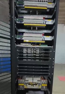 -48Vcc 1000A Grande Sistema di Alimentazione per Telecomunicazioni Grande Centrale Elettrica 240Vac 2L+N+PE Con Flatpack2 48/3000 SHE 241119.106