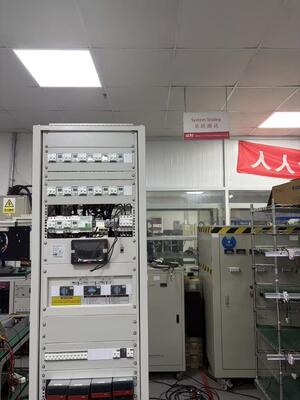 Alimentazione Modulare ad Alta Densità: Convertitore Bidirezionale Hot Swappable CE+T Sierra 25 Sierra 25-110/230-277 T724D50000