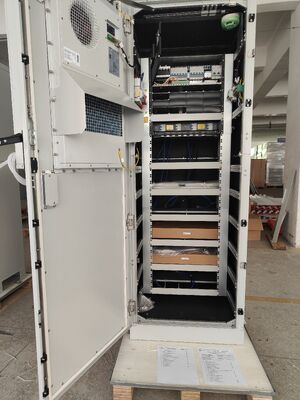Sistema Raddrizzatore Solare Ibrido 36KW 48Vdc Capacità Solare 12.8Kw Modulo Raddrizzatore FP2 48/3000HE Solare ( 241119.650 ) FP2 48/3200HE